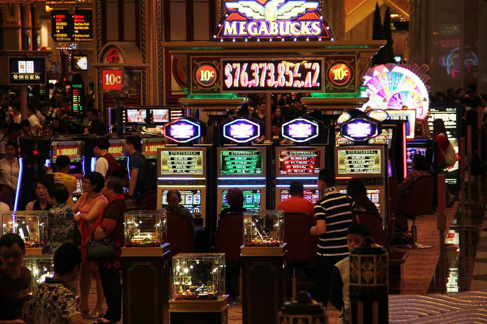 Hipercasino Golden Forge Nasıl Oynanır?